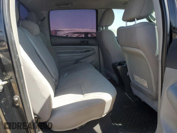2014 Toyota Tacoma PreRunner with VIN 5TFJX4GN5EX036824, listed as a Copart auction lot 53106185 with 166,843 mi miles and Salvage title. Bid and sale history available at DreamBid. Image 10.