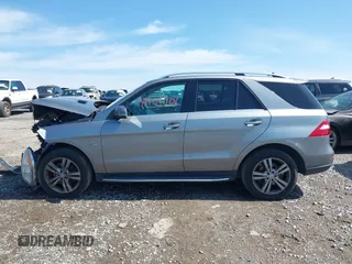 2012 Mercedes-Benz M ML 350 with VIN 4JGDA5HB3CA029777, listed as a IAAI auction lot 41905904 with 64,588 mi miles. Bid and sale history available at carsss.com. Image 15.