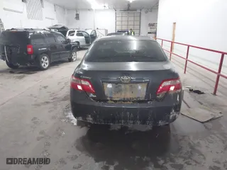 2008 Toyota Camry LE with VIN 4T1BE46K98U781658, listed as a IAAI auction lot 41733562 with 139,741 mi miles. Bid and sale history available at carsss.com. Image 16.