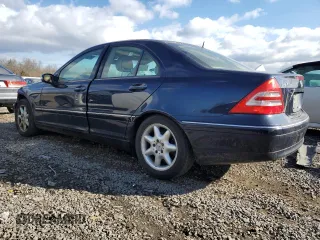 2002 Mercedes-Benz C 230/260/280/320 with VIN WDBRF61J42F262487, listed as a Copart auction lot 47354225 with 128,238 mi miles and Salvage Title. Bid and sale history available at DreamBid. Image 2.