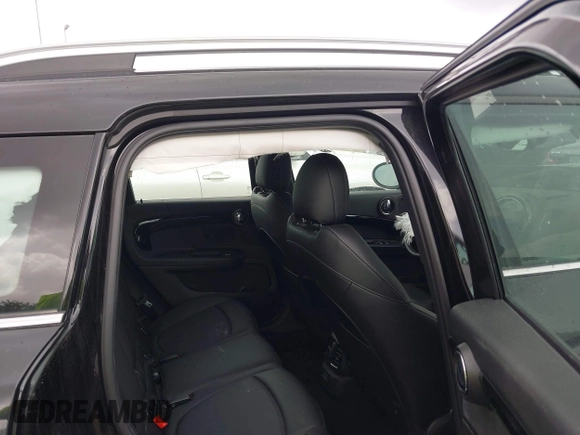 2022 MINI Countryman Cooper S with VIN WMZ83BR06N3N90333, listed as a IAAI auction lot 42629529 with 24,871 mi miles and . Bid and sale history available at DreamBid. Image 8.