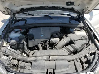 2013 BMW X1 28i z VIN WBAVM1C50DVW41615, wystawiony jako Copart lot #51329525 z przebiegiem 120 642 mil mil oraz Szkoda całkowita • Salvage title. Historia ofert i sprzedaży dostępna na DreamBid. Obrazek 11.