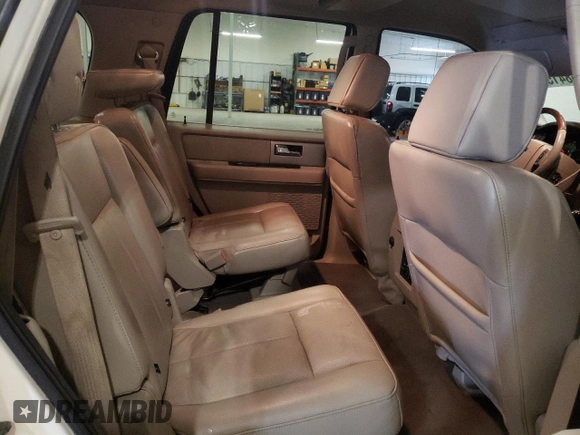 2008 Ford Expedition Limited z VIN 1FMFU20548LA76736, wystawiony jako Copart lot #51158415 z przebiegiem 147 865 mil mil oraz Szkoda całkowita • Salvage title. Historia ofert i sprzedaży dostępna na DreamBid. Obrazek 11.