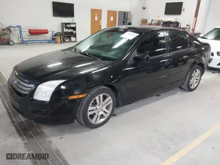 2007 Ford Fusion SE with VIN 3FAHP07Z97R275689, listed as a IAAI auction lot 42040917 with 183,886 mi miles. Bid and sale history available at carsss.com. Image 19.
