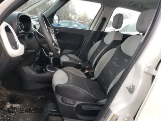 2014 FIAT 500L Pop with VIN ZFBCFAAH4EZ003799, listed as a Copart auction lot 83738304 with 124,266 mi miles and Salvage Title. Bid and sale history available at DreamBid. Image 7.