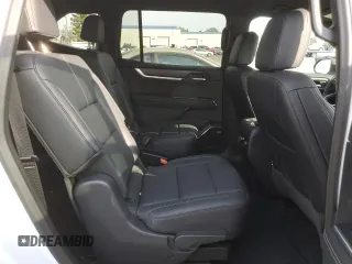 2024 GMC Acadia FWD Elevation z VIN 1GKENKKS0RJ200843, wystawiony jako Copart lot #42776275 z przebiegiem 6 448 mil mil oraz Szkoda całkowita • Salvage title. Historia ofert i sprzedaży dostępna na DreamBid. Obrazek 11.