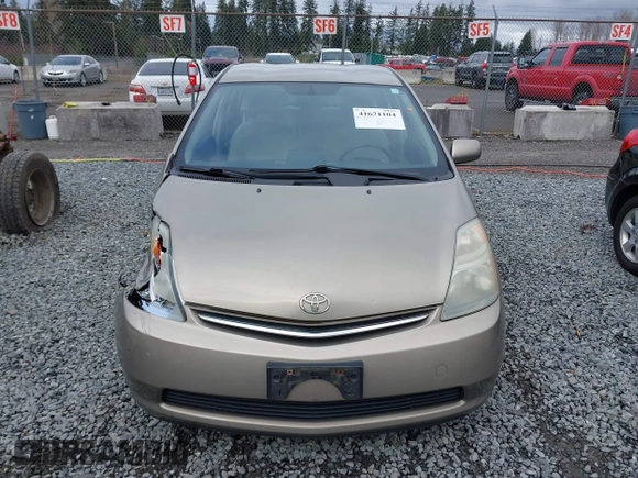 2006 Toyota Prius with VIN JTDKB20U763154763, listed as a IAAI auction lot 41671104 with 193,635 mi miles. Bid and sale history available at carsss.com. Image 12.