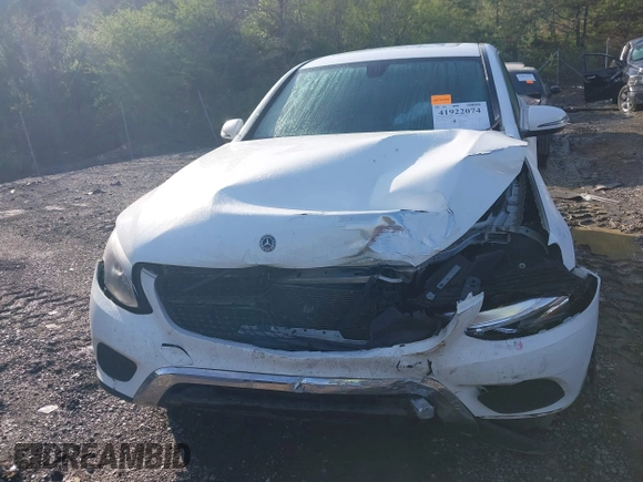 2019 Mercedes-Benz GLC 300 with VIN WDC0J4KB1KF638819, listed as a IAAI auction lot 41922074 with 96,521 mi miles and . Bid and sale history available at DreamBid. Image 12.