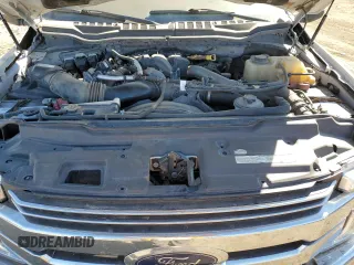 2019 Ford F-450 XL with VIN 1FT8W4DTXKEG74353, listed as a Copart auction lot 71077974 with 138,672 mi miles and Salvage Title. Bid and sale history available at carsss.com. Image 11.