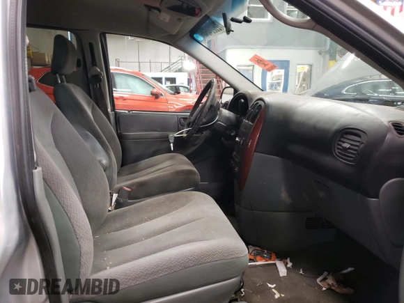 2007 Chrysler Town & Country LWB LX with VIN 2A4GP44R87R352148, listed as a Copart auction lot 72622464 with 194,727 mi miles and Clean Title. Bid and sale history available at carsss.com. Image 7.