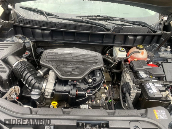 2019 Cadillac XT5 Luxury FWD with VIN 1GYKNCRS0KZ206086, listed as a Copart auction lot 54454825 with 93,621 mi miles and Salvage Title. Bid and sale history available at DreamBid. Image 7.