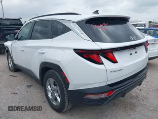 2024 Hyundai Tucson SEL with VIN 5NMJBCDE1RH295953, listed as a IAAI auction lot 42140368 with 39,024 mi miles. Bid and sale history available at carsss.com. Image 3.