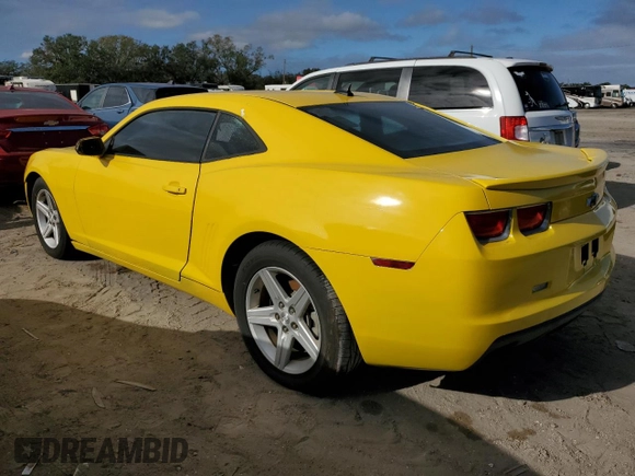 2010 Chevrolet Camaro 1LT z VIN 2G1FB1EV9A9184739, wystawiony jako Copart lot #85298544 z przebiegiem 155 103 mil mil oraz Szkoda całkowita • Salvage title. Historia ofert i sprzedaży dostępna na DreamBid. Obrazek 2.