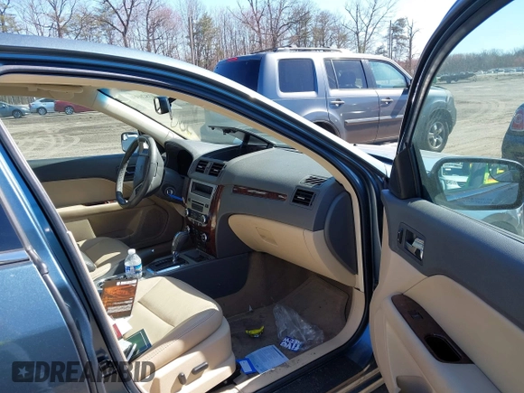 2012 Ford Fusion SEL with VIN 3FAHP0JA1CR161120, listed as a IAAI auction lot 41826936 with 51,681 mi miles. Bid and sale history available at carsss.com. Image 5.