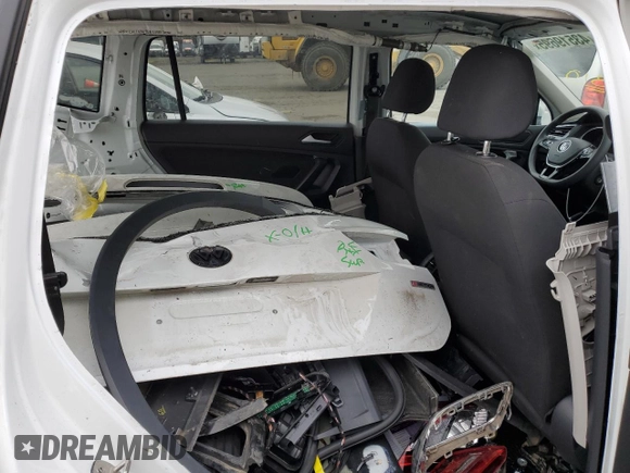 2021 Volkswagen Tiguan S with VIN 3VV0B7AX1MM074272, listed as a Copart auction lot 43519695 with 35,021 mi miles and Salvage title. Bid and sale history available at DreamBid. Image 10.