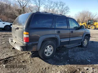 2002 Chevrolet Tahoe Z71 with VIN 1GNEK13Z92R282015, listed as a Copart auction lot 86810054 with 0 mi miles and Clean Title. Bid and sale history available at carsss.com. Image 3.