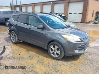 2013 Ford Escape SE с VIN 1FMCU9GX1DUC57364, выставлен на аукционе IAAI как лот 42240553 с пробегом 88 902 миль миль и . История ставок и продаж доступна на DreamBid. Изображение 1.