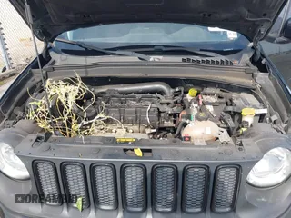 2018 Jeep Renegade Latitude с VIN ZACCJABB6JPG93036, выставлен на аукционе IAAI как лот 42663091 с пробегом 115 912 миль миль и . История ставок и продаж доступна на DreamBid. Изображение 10.