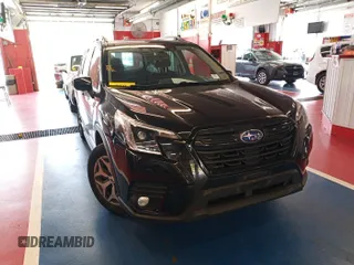 2023 Subaru Forester Premium z VIN JF2SKAEC1PH477884, wystawiony jako IAAI lot #42794098 z przebiegiem 70 520 mil mil oraz . Historia ofert i sprzedaży dostępna na DreamBid. Obrazek 20.