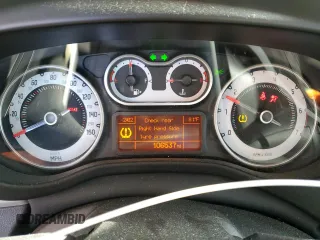 2014 FIAT 500L Pop z VIN ZFBCFAAH1EZ001525, wystawiony jako Copart lot #57154225 z przebiegiem 106 537 mil mil oraz Szkoda całkowita • Salvage title. Historia ofert i sprzedaży dostępna na DreamBid. Obrazek 9.