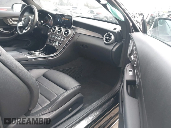 2020 Mercedes-Benz C 300 with VIN W1KWJ8DB7LF985843, listed as a IAAI auction lot 41484590 with 22,561 mi miles and . Bid and sale history available at DreamBid. Image 5.