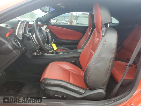 2011 Chevrolet Camaro 2LT z VIN 2G1FG1ED4B9150282, wystawiony jako Copart lot #60711355 z przebiegiem 96 051 mil mil oraz Szkoda całkowita • Salvage title. Historia ofert i sprzedaży dostępna na DreamBid. Obrazek 7.