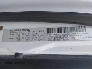 2015 Ram 1500 Tradesman z VIN 3C6JR6AT2FG554433, wystawiony jako IAAI lot #42114470 z przebiegiem Nie podano mil oraz . Historia ofert i sprzedaży dostępna na DreamBid. Obrazek 9.