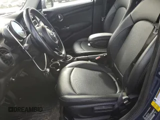 2015 MINI Hardtop 4 Door z VIN WMWXS5C5XFT831166, wystawiony jako Copart lot #78248204 z przebiegiem 69 459 mil mil oraz Szkoda całkowita • Salvage title. Historia ofert i sprzedaży dostępna na DreamBid. Obrazek 7.