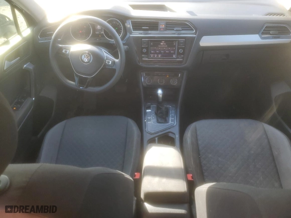 2018 Volkswagen Tiguan S with VIN 3VV1B7AX3JM009567, listed as a Copart auction lot 42562965 with 134,016 mi miles and Salvage Title. Bid and sale history available at carsss.com. Image 8.