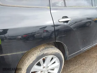 2008 Toyota Highlander Hybrid with VIN JTEEW41AX82023610, listed as a IAAI auction lot 41905788 with 277,370 mi miles. Bid and sale history available at carsss.com. Image 13.