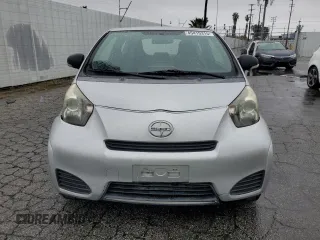 2012 Scion iQ z VIN JTNJJXB08CJ012348, wystawiony jako Copart lot #45415315 z przebiegiem 87 315 mil mil oraz Szkoda całkowita • Salvage title. Historia ofert i sprzedaży dostępna na DreamBid. Obrazek 5.