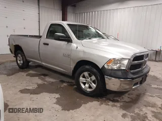 2013 Ram 1500 Tradesman z VIN 3C6JR6DG2DG578954, wystawiony jako IAAI lot #41260540 z przebiegiem 134 688 mil mil oraz . Historia ofert i sprzedaży dostępna na DreamBid. Obrazek 1.