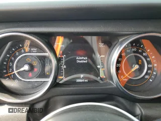 2022 Jeep Gladiator Overland z VIN 1C6HJTFG9NL152720, wystawiony jako Copart lot #50405865 z przebiegiem 35 864 mil mil oraz Szkoda całkowita • Salvage title. Historia ofert i sprzedaży dostępna na DreamBid. Obrazek 9.
