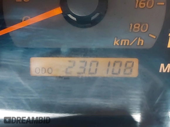 2004 Toyota 4Runner SR5 with VIN JTEBT14R048010741, listed as a IAAI auction lot 41908747 with 289,545 mi miles and . Bid and sale history available at DreamBid. Image 15.