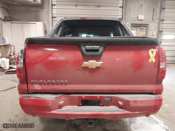 2012 Chevrolet Avalanche LS with VIN 3GNTKEE75CG284999, listed as a IAAI auction lot 41441903 with 232,066 mi miles. Bid and sale history available at carsss.com. Image 16.