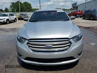 2018 Ford Taurus SEL z VIN 1FAHP2E85JG124787, wystawiony jako Copart lot #61688035 z przebiegiem 145 841 mil mil oraz Szkoda całkowita • Salvage title. Historia ofert i sprzedaży dostępna na DreamBid. Obrazek 5.