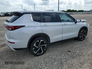 2023 Mitsubishi Outlander SE z VIN JA4J3UA83PZ061933, wystawiony jako Copart lot #54256165 z przebiegiem 34 625 mil mil oraz Szkoda całkowita • Salvage title. Historia ofert i sprzedaży dostępna na DreamBid. Obrazek 3.