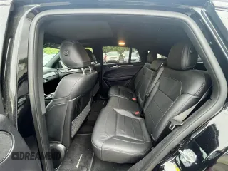 2019 Mercedes-Benz GLE 43 AMG z VIN 4JGED6EB9KA135798, wystawiony jako Copart lot #56642805 z przebiegiem 122 704 mil mil oraz Tytuł czysty. Historia ofert i sprzedaży dostępna na DreamBid. Obrazek 8.