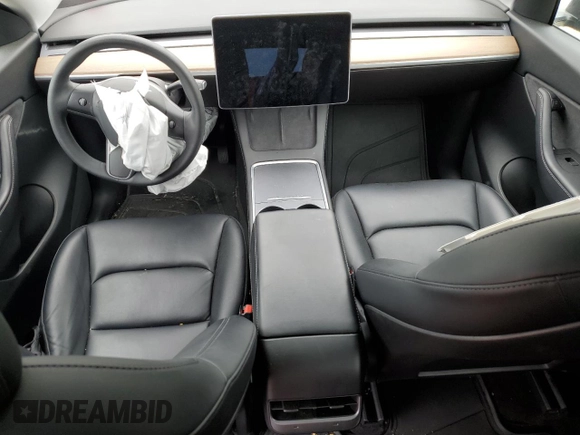 2021 Tesla Model Y Long Range z VIN 5YJYGDEE0MF254020, wystawiony jako Copart lot #51666865 z przebiegiem 25 805 mil mil oraz Szkoda całkowita • Salvage title. Historia ofert i sprzedaży dostępna na DreamBid. Obrazek 8.
