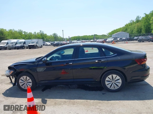 2019 Volkswagen Jetta S with VIN 3VWC57BU2KM163253, listed as a IAAI auction lot 42169215 with 91,978 mi miles and . Bid and sale history available at DreamBid. Image 14.