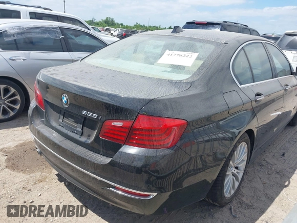 2014 BMW 5 Series 528i with VIN WBA5A5C50ED508666, listed as a IAAI auction lot 41776222 with 119,382 mi miles. Bid and sale history available at carsss.com. Image 4.