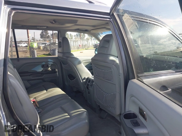 2005 Honda Pilot EX-L with RES with VIN 2HKYF18645H506134, listed as a IAAI auction lot 41169408 with 183,979 mi miles. Bid and sale history available at carsss.com. Image 8.