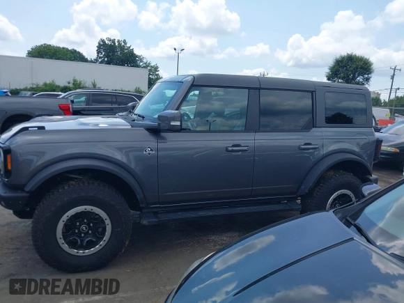 2024 Ford Bronco Outer Banks z VIN 1FMDE8BHXRLA40761, wystawiony jako IAAI lot #42704734 z przebiegiem 22 706 mil mil oraz . Historia ofert i sprzedaży dostępna na DreamBid. Obrazek 14.