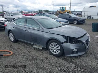 2019 Nissan Altima SL with VIN 1N4BL4EV5KC255567, listed as a IAAI auction lot 42249204 with 111,043 mi miles and . Bid and sale history available at DreamBid. Image 1.