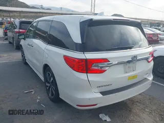 2018 Honda Odyssey Elite with VIN 5FNRL6H90JB024046, listed as a IAAI auction lot 42020880 with 45,536 mi miles. Bid and sale history available at carsss.com. Image 3.