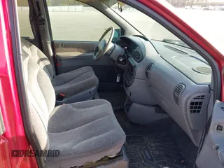1999 Dodge Caravan SE with VIN 1B4GP44G1XB858372, listed as a IAAI auction lot 41997207 with 179,059 mi miles and . Bid and sale history available at carsss.com. Image 5.