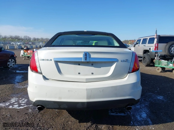 2009 Lincoln MKS with VIN 1LNHM93R39G620539, listed as a IAAI auction lot 41969146 with 170,253 mi miles. Bid and sale history available at carsss.com. Image 16.