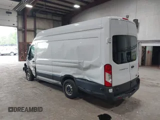 2015 Ford Transit z VIN 1FTSW3XMXFKB06129, wystawiony jako IAAI lot #42284690 z przebiegiem 198 236 mil mil oraz . Historia ofert i sprzedaży dostępna na DreamBid. Obrazek 3.