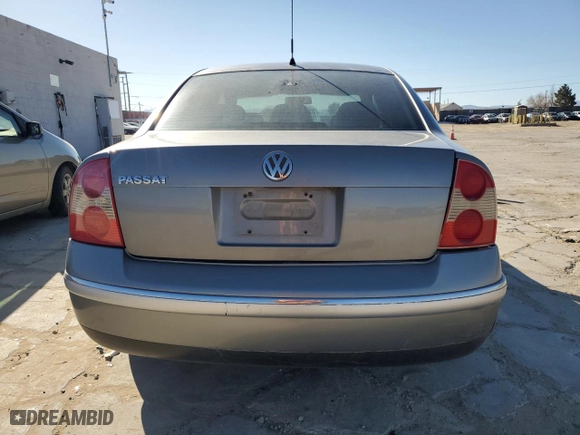 2005 Volkswagen Passat Sedan GLS with VIN WVWAD63B85P027826, listed as a Copart auction lot 43092035 with 84,418 mi miles and Salvage Title. Bid and sale history available at carsss.com. Image 6.