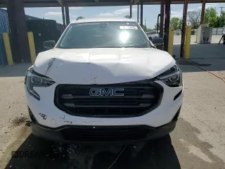 2020 GMC Terrain SLT z VIN 3GKALPEV2LL126770, wystawiony jako Copart lot #55128845 z przebiegiem 96 211 mil mil oraz Nie do naprawy • Non repairable. Historia ofert i sprzedaży dostępna na DreamBid. Obrazek 14.